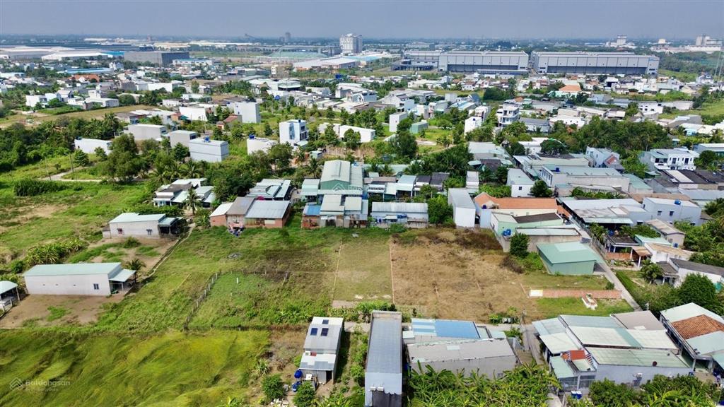 Bán đất đẹp tại long cang ,870 triệu, 100m2, mặt tiền 5m, pháp lý đầy đủ