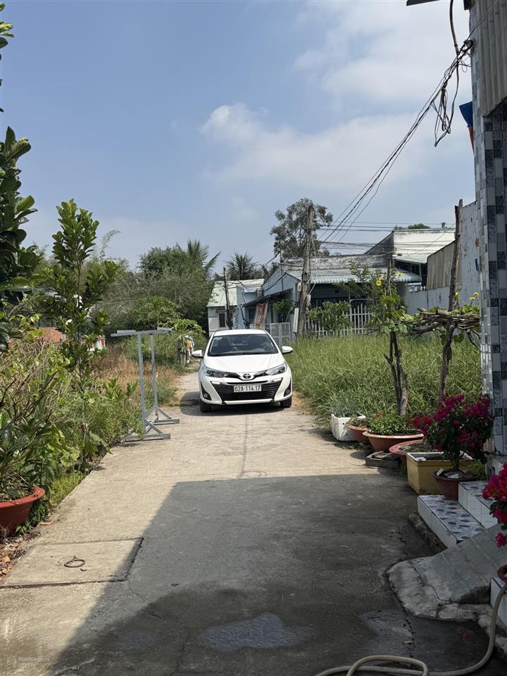 Bán đất đẹp tại long cang ,870 triệu, 100m2, mặt tiền 5m, pháp lý đầy đủ