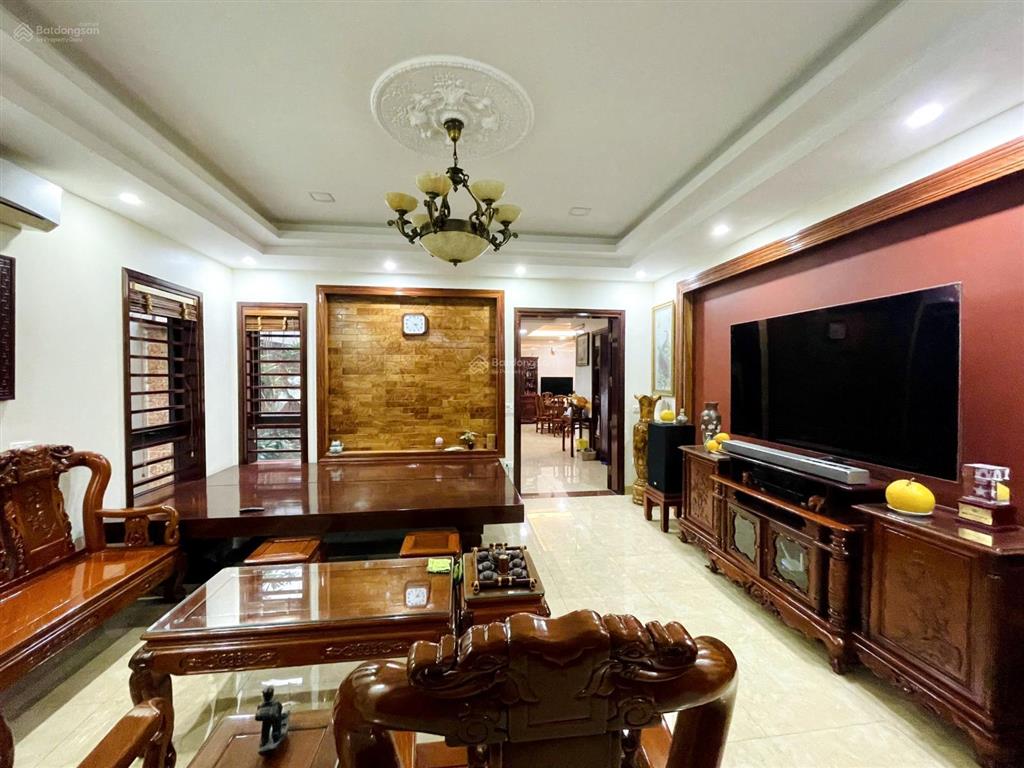 Biệt thự 2 mặt tiền gần công viên văn lang đứng cổng nhìn cầu vàng & ngắm pháo hoa