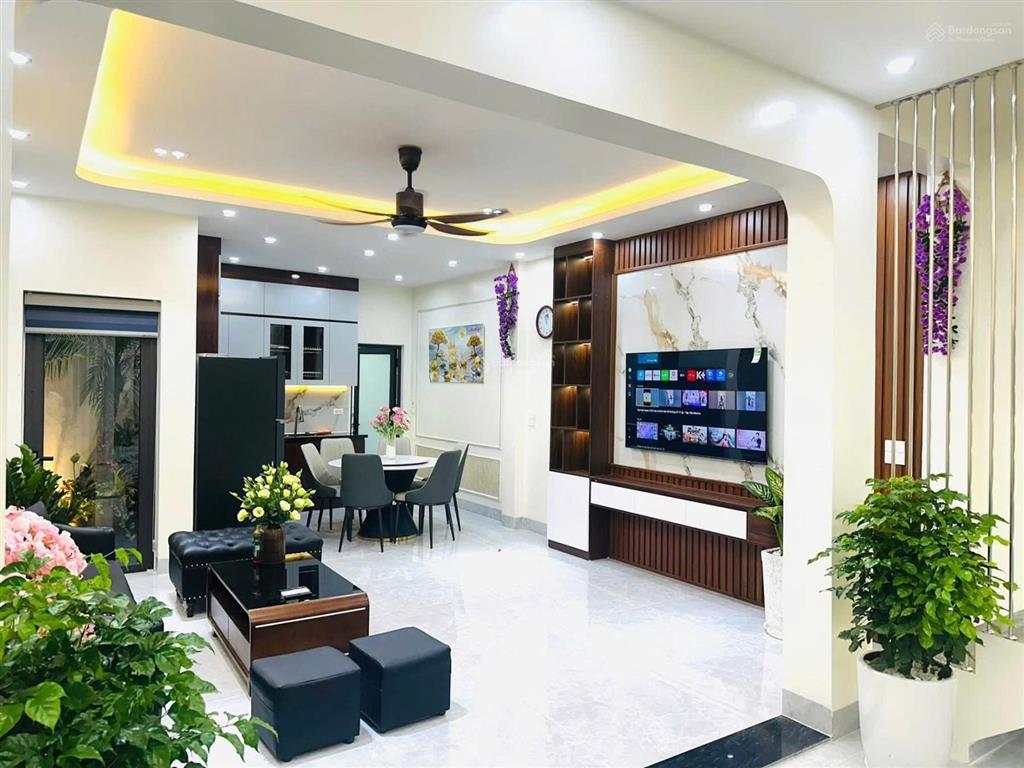 Bán nhà phường việt trì  sau bảo tàng hùng vương đi bộ ra công viên văn lang & chợ trung tâm