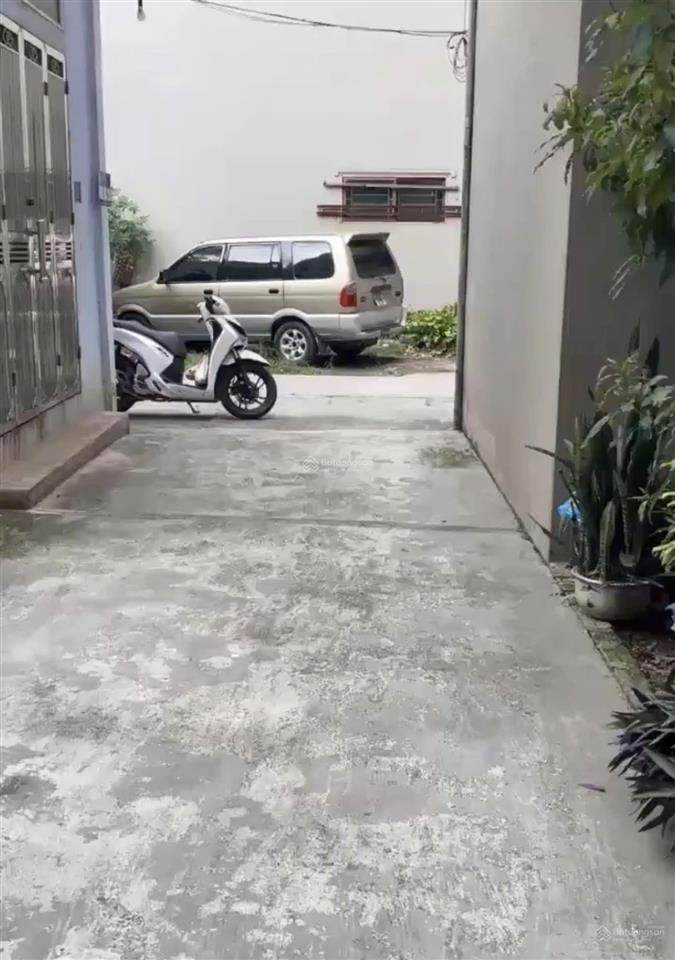 Chính chủ bán đất khu tt124 ngọc hồi, khu phân lô cán bộ, 2 mặt trước sau, an ninh tốt, ô tô
