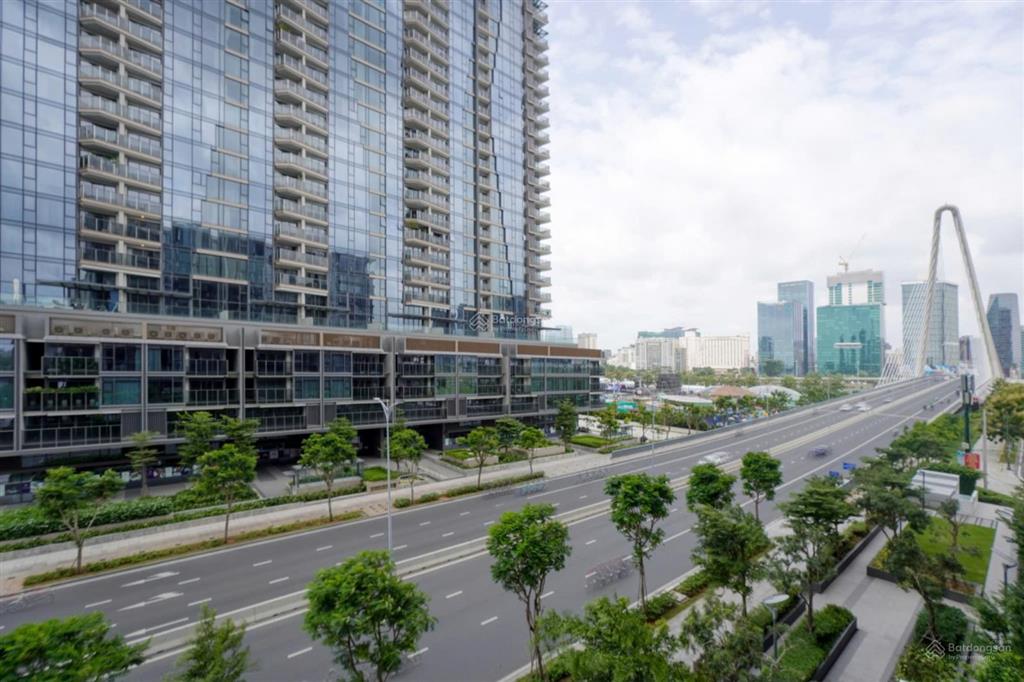 Cho thuê căn hộ 2pn the galleria  metropole view sông cầu bason chỉ 37 triệu