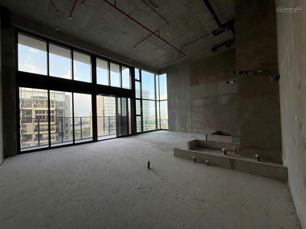 Bán căn loft the opera  metropole view sông cầu bason 43 tỷ