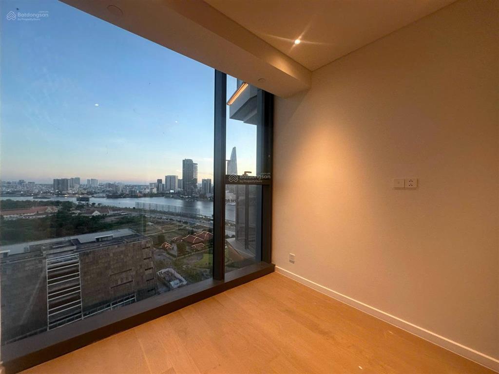Bán căn hộ 2pn the opera  metropole tầng cao, view sông q1 41.5 tỷ