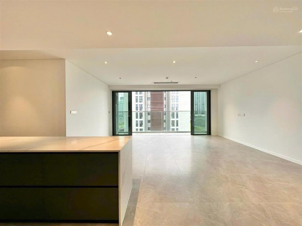 Bán căn hộ 3pn the crest  metropole 152m2 view sông, landmark 81 giá 50 tỷ