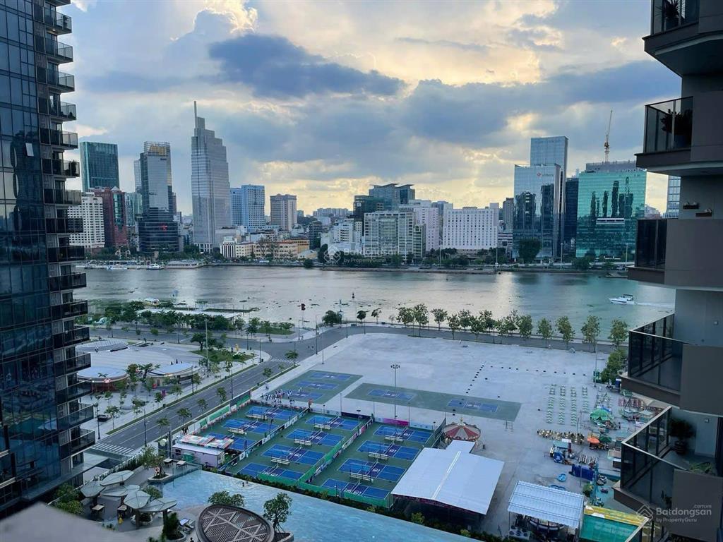 The opera chuyển nhượng 2pn view hồ bơi và quận 1 xa hoa 36 tỷ