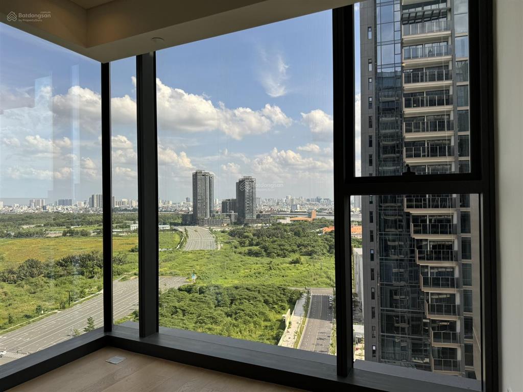 The opera bán căn góc 2pn tầng cao view cực thoáng 33 tỷ