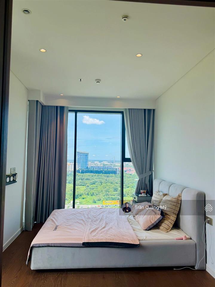 Cho thuê căn hộ góc, tầng cao, view thoáng tại the crest, giá 60tr/tháng