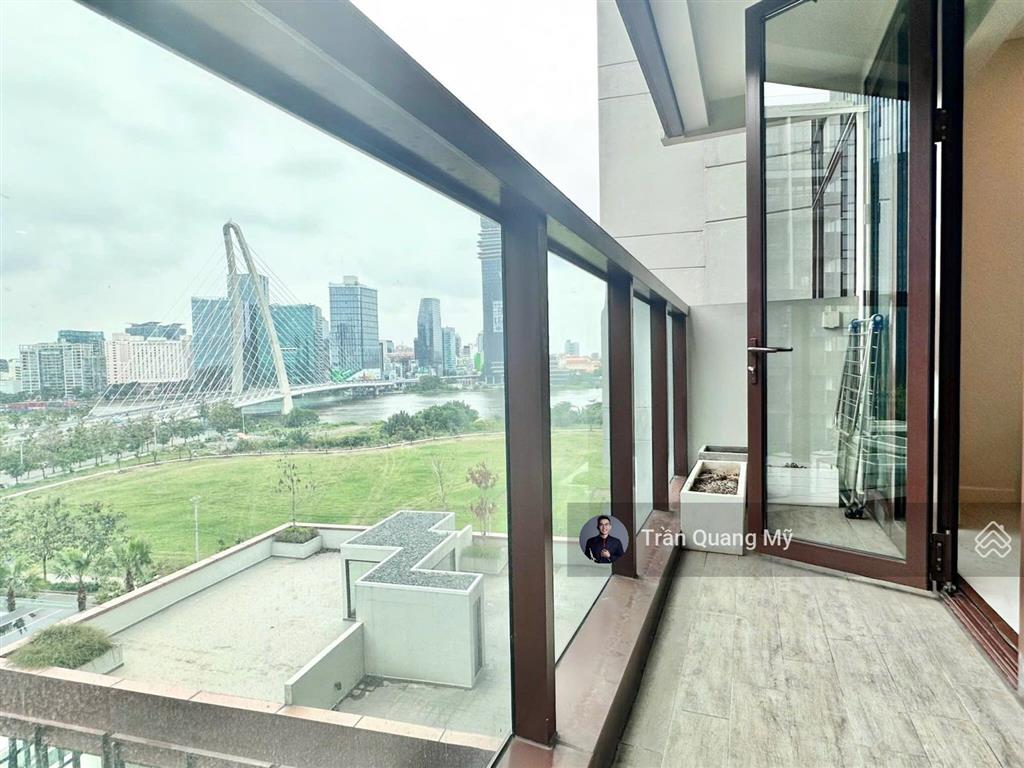 The galleria cho thuê 3pn trục căn view về cầu ba son đầy đủ nội thất
