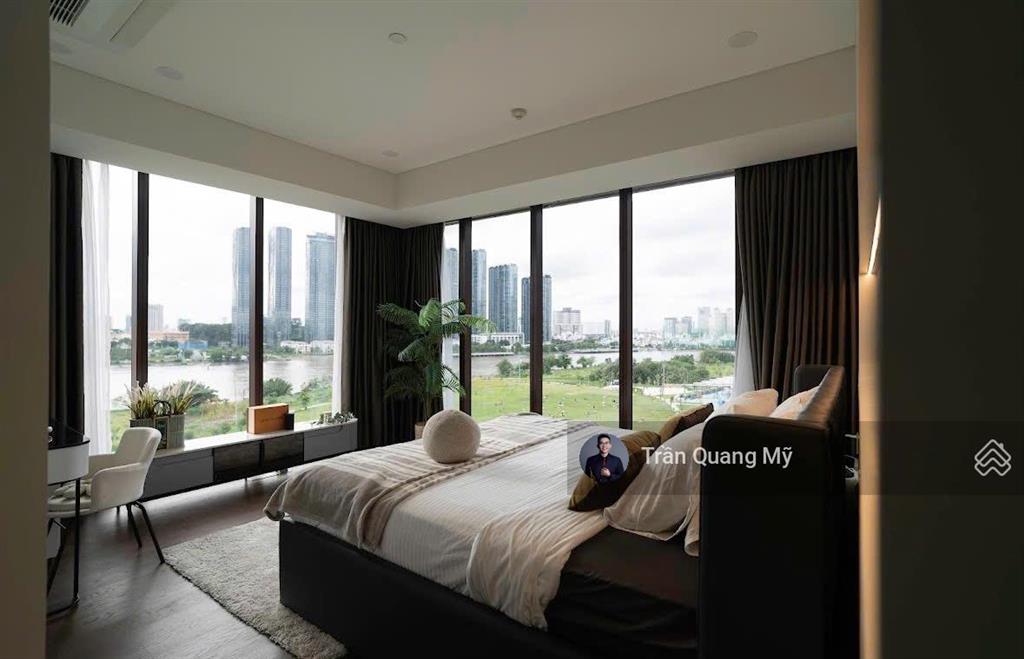 The galleria cho thuê căn hộ 4pn, tầng cao, nội thất đầy đủ còn lại hiếm có