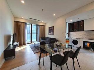 Cho thuê căn hộ 2pn tầng cao view quận 1 và cầu ba son giá 50tr/tháng