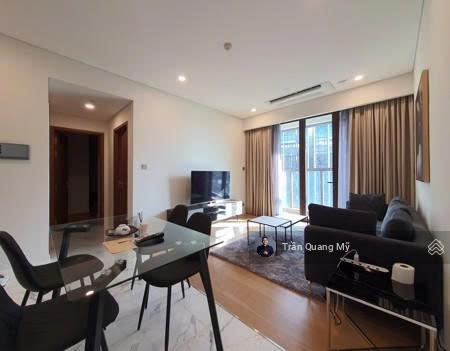 Cho thuê căn hộ 2pn tầng cao view quận 1 và cầu ba son, giá 50tr/tháng