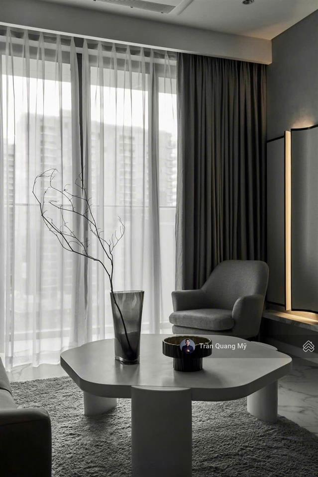 The crest cho thuê căn hộ 2pn + 1 diện tích lên tới 115m2, nội thất thiết kế chỉ 69 tr/tháng