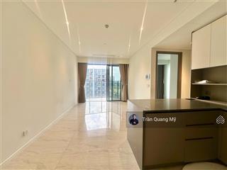 Cho thuê căn hộ 2pn, full kính từ trần tới sàn, căn hộ góc view rất đẹp 46tr/tháng