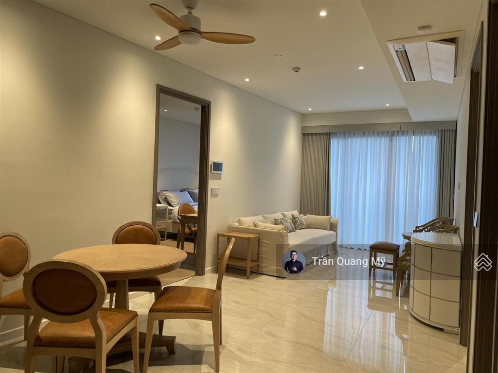 Cho thuê căn hộ 2pn, diện tích lớn giá tốt cực tốt chỉ 45tr/tháng