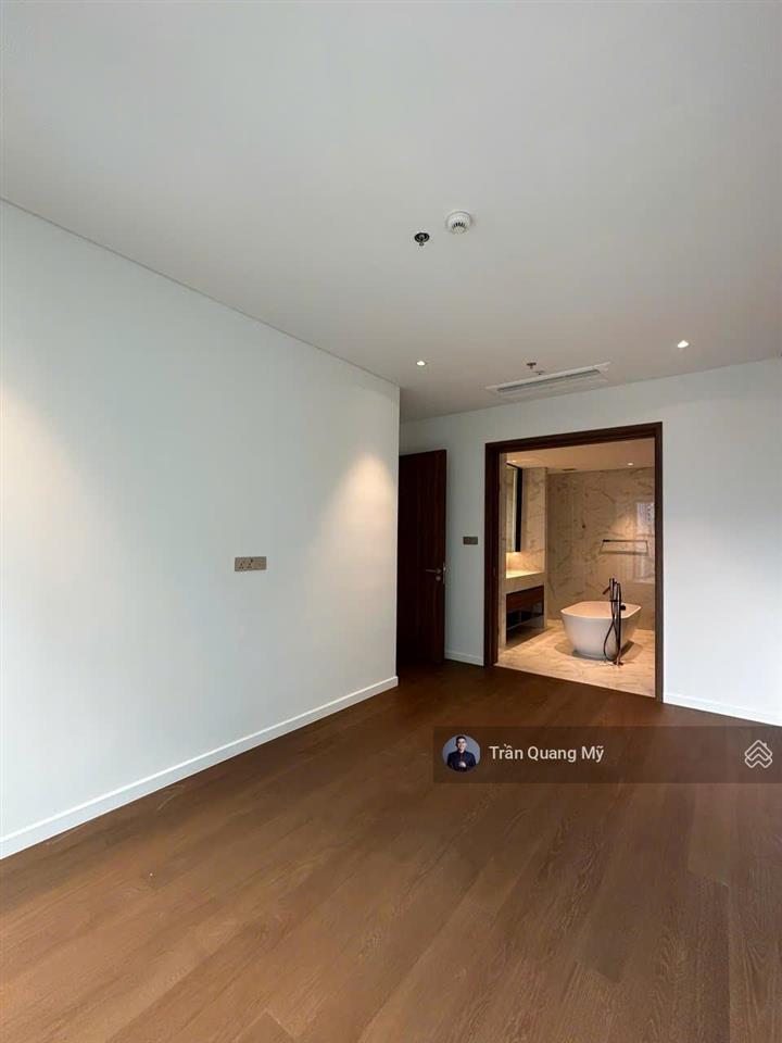 Cho thuê căn hộ 2pn+1 diện tích lớn 115m2 nội thất cơ bản giá 53tr/tháng