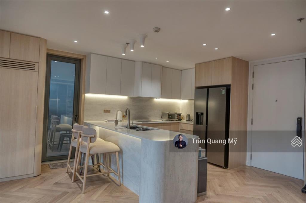 Cho thuê căn hộ loft 3pn nội thất thiết kế, mới 100%