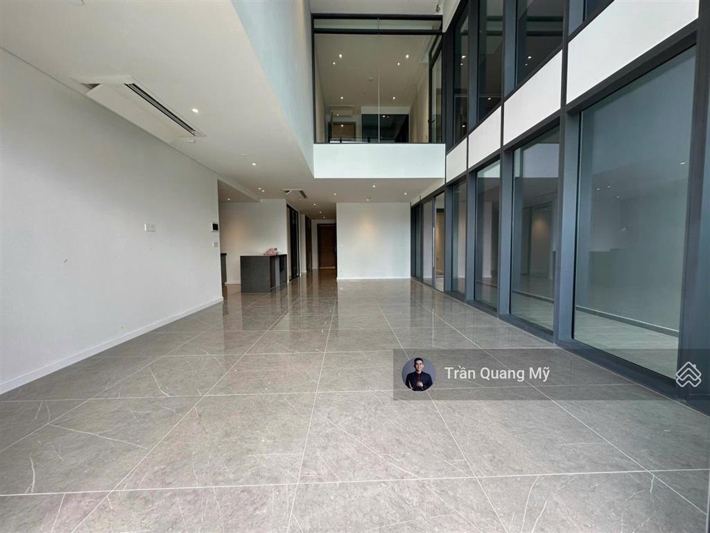 The opera cho thuê duplex 4pn diện tích lớn, trực diện sông và công viên bờ sông