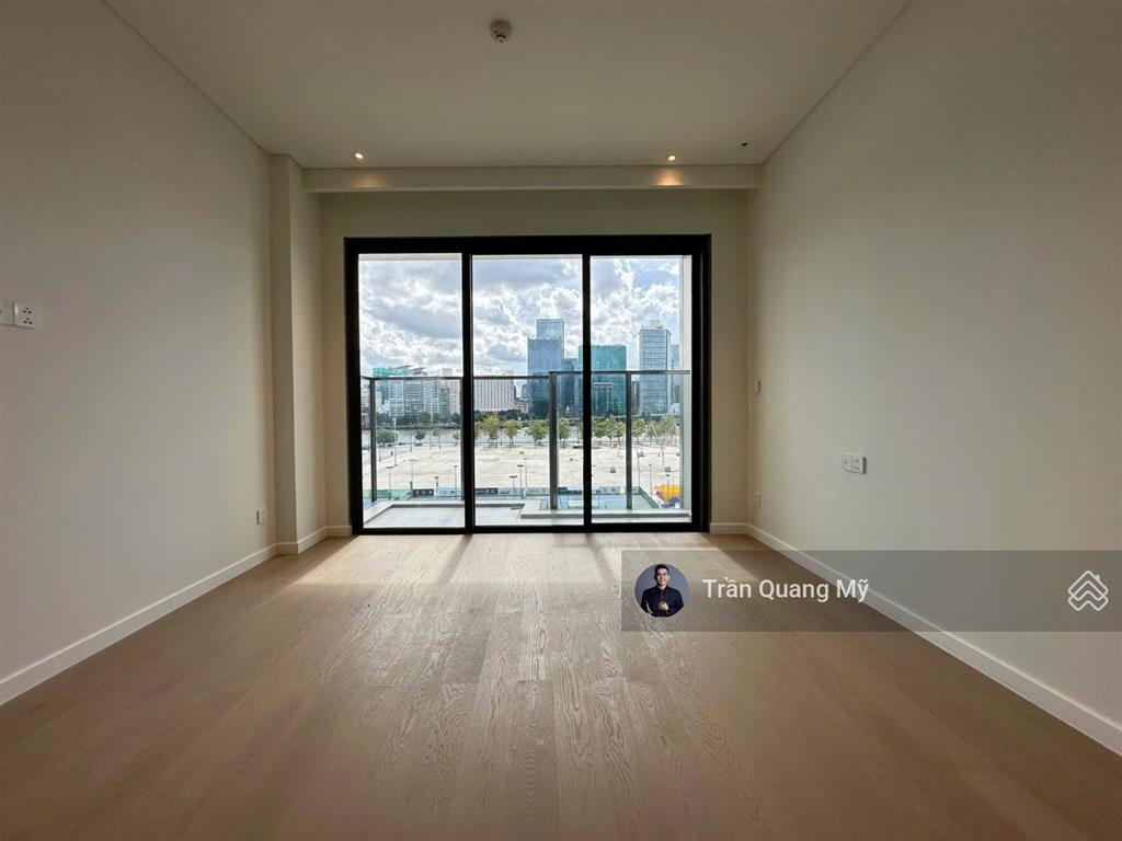 The opera cho thuê duplex 4pn diện tích lớn, trực diện sông và công viên bờ sông