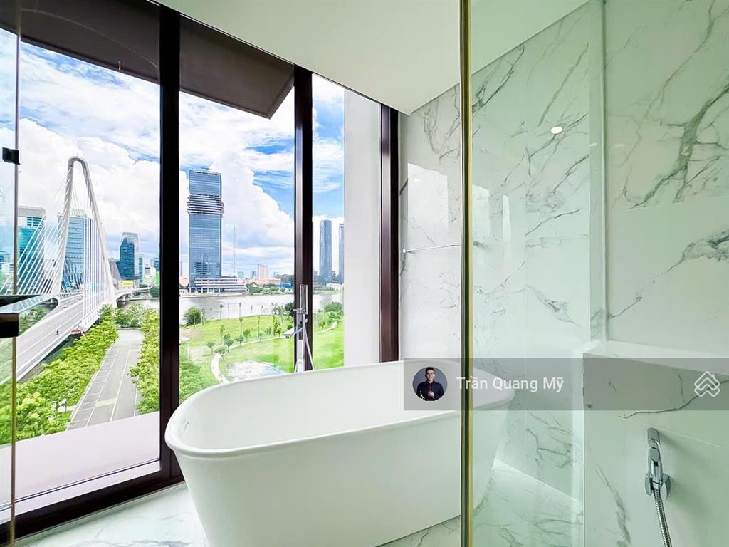 The galleria cho thuê căn 4pn, nội thất cơ bản, view sông công viên trực diện giá tốt 95tr/ tháng