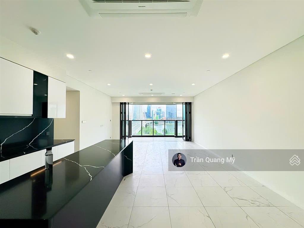 The galleria cho thuê căn 4pn, nội thất cơ bản, view sông công viên trực diện giá tốt 95tr/ tháng