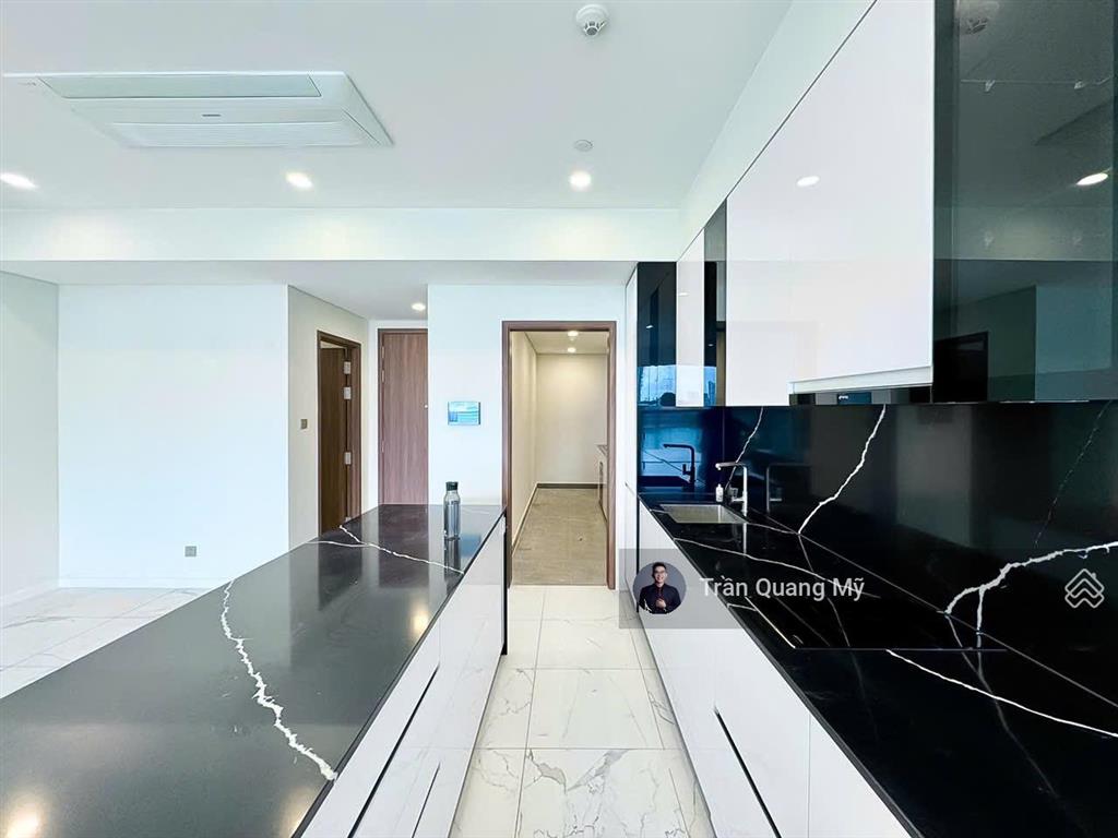 The galleria cho thuê căn 4pn, nội thất cơ bản, view sông công viên trực diện giá tốt 95tr/ tháng