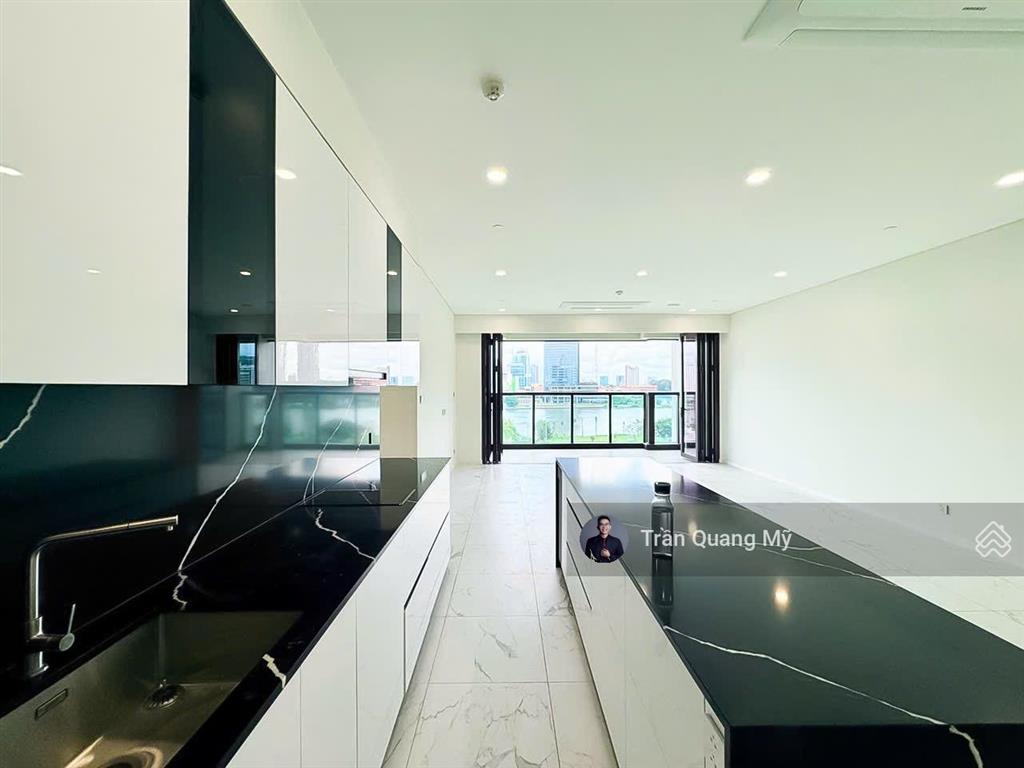 The galleria cho thuê căn 4pn, nội thất cơ bản, view sông công viên trực diện giá tốt 95tr/ tháng
