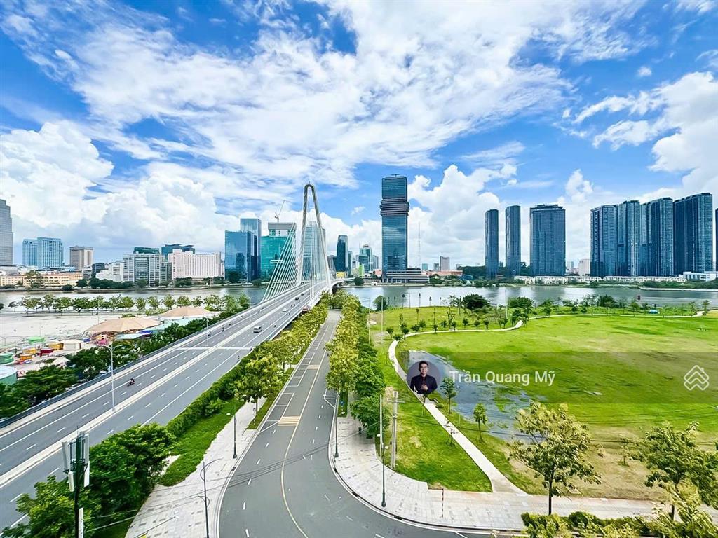 The galleria cho thuê căn 4pn, nội thất cơ bản, view sông công viên trực diện giá tốt 95tr/ tháng