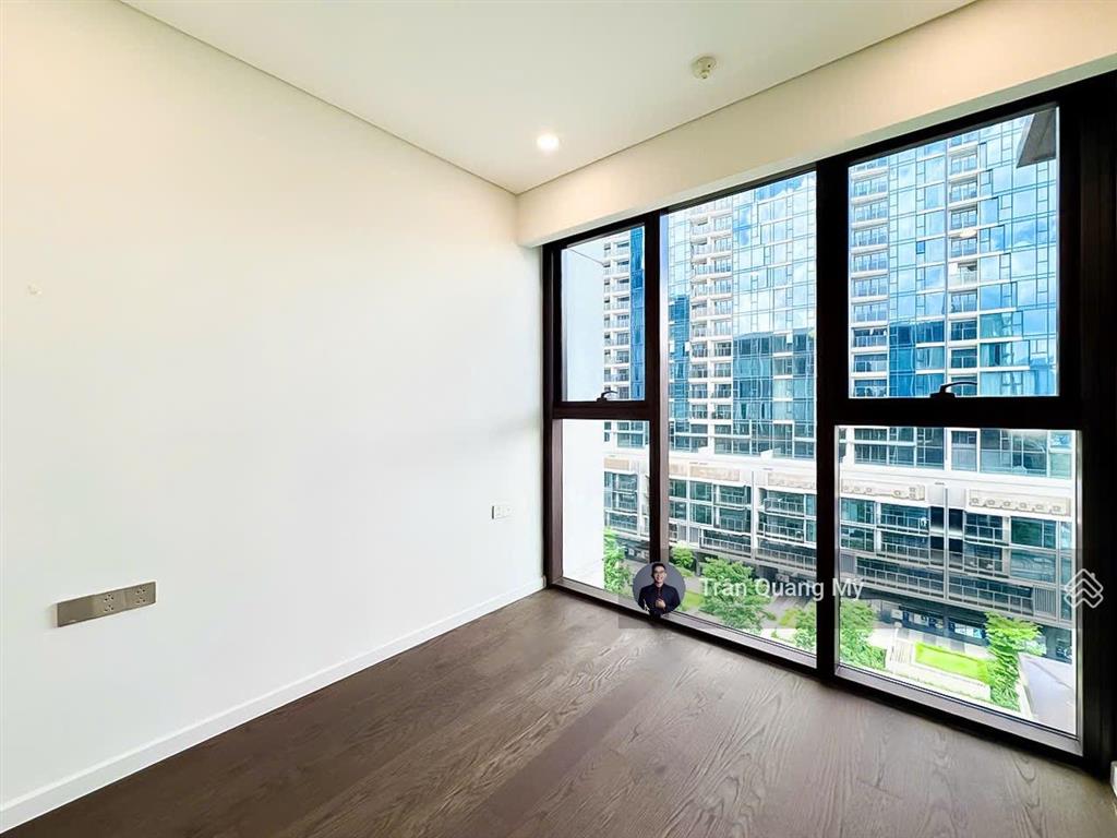The galleria cho thuê căn 4pn, nội thất cơ bản, view sông công viên trực diện giá tốt 95tr/ tháng
