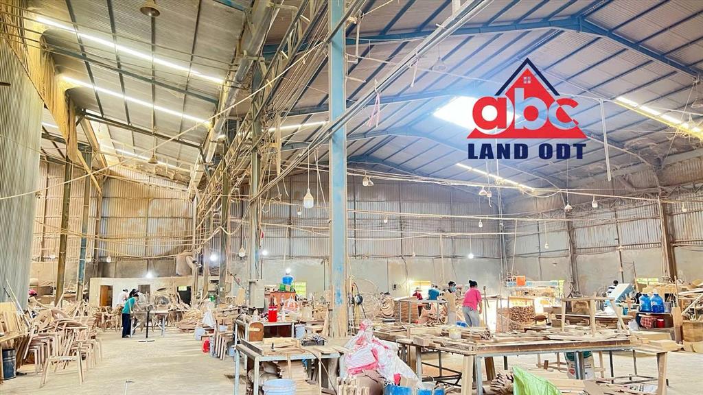 XT645 xưởng sản xuất linh hoạt ngành nghề, với mật độ dân cư đông tiếp cận LDPT