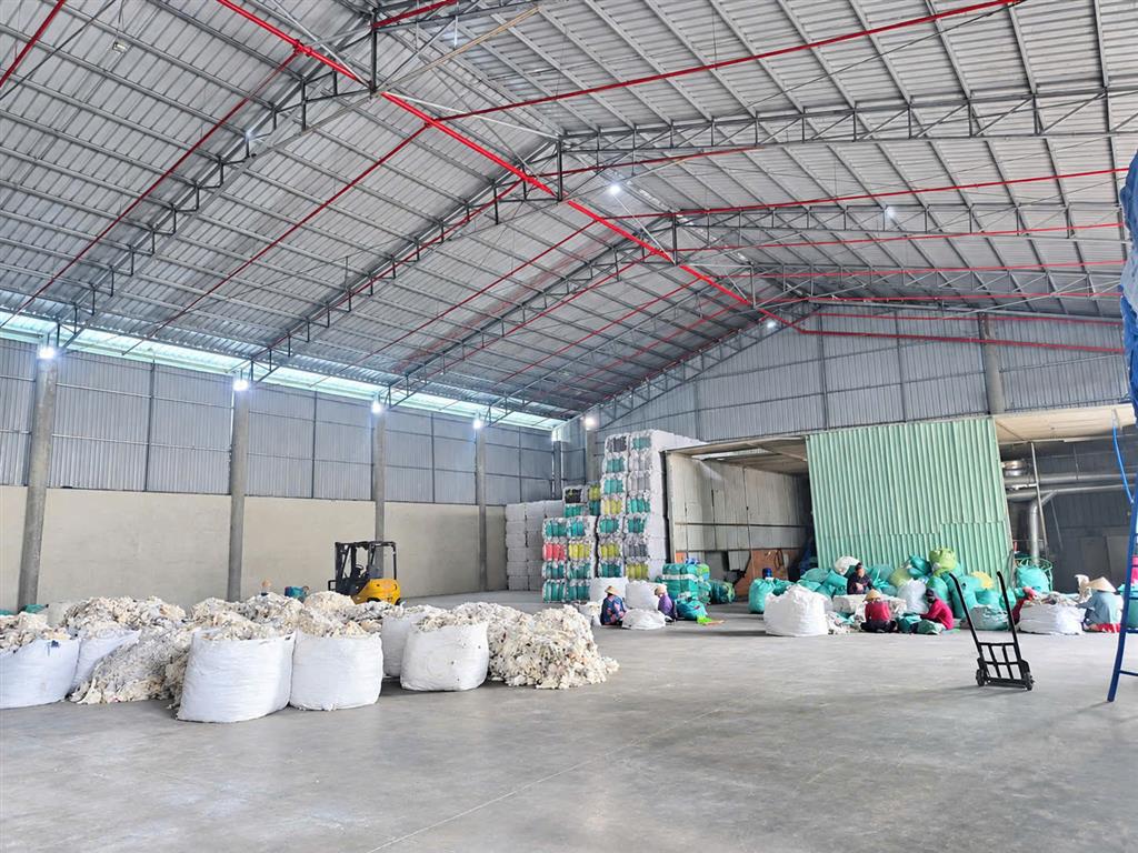 XN502 cho thuê nhà xưởng kiên cố thích hợp sản xuất ngày đêm xa khu dân cư, trống xưởng