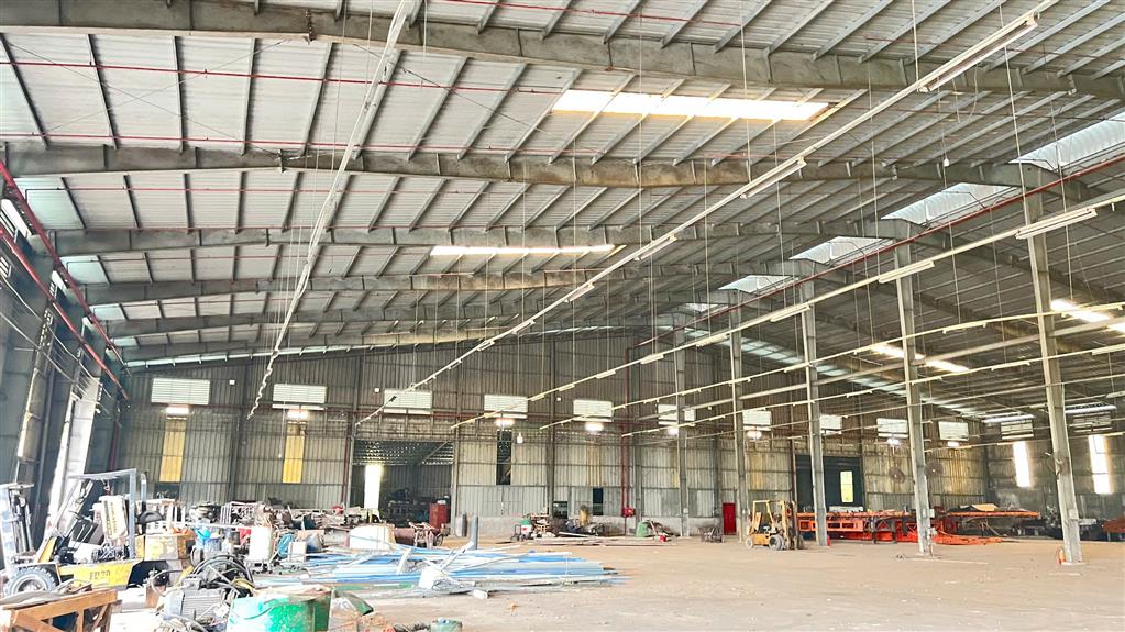 XT236 nhà xưởng sản xuất kinh doanh, khung thép lớn sẵn sàng xưởng trống bàn giao liền