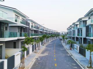 Biệt thự song lập beomes siêu vip. 1 căn duy nhất vị trí đẹp view công viên. giá chỉ 8,7, 130m