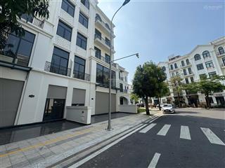 Nhà phố 5 tầng vinhomes grand park chỉ 17.9 tỷ  mua trực tiếp cđt vinhomes, miễn phí 5 năm pql