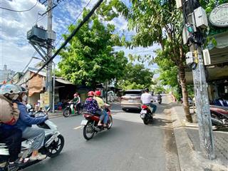 Cho thuê căn góc 2 mặt tiền kinh doanh đường số 10 tân quy q7
