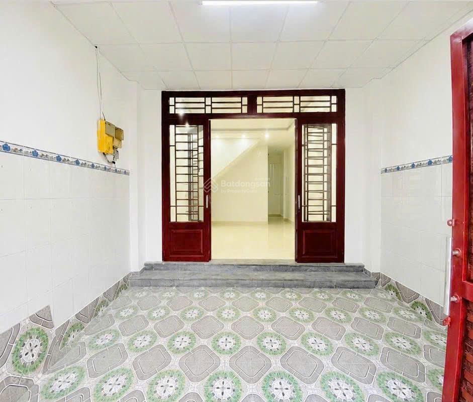 Cho thuê nhà 1 lầu mặt tiền đường số cạnh lâm văn bền q7