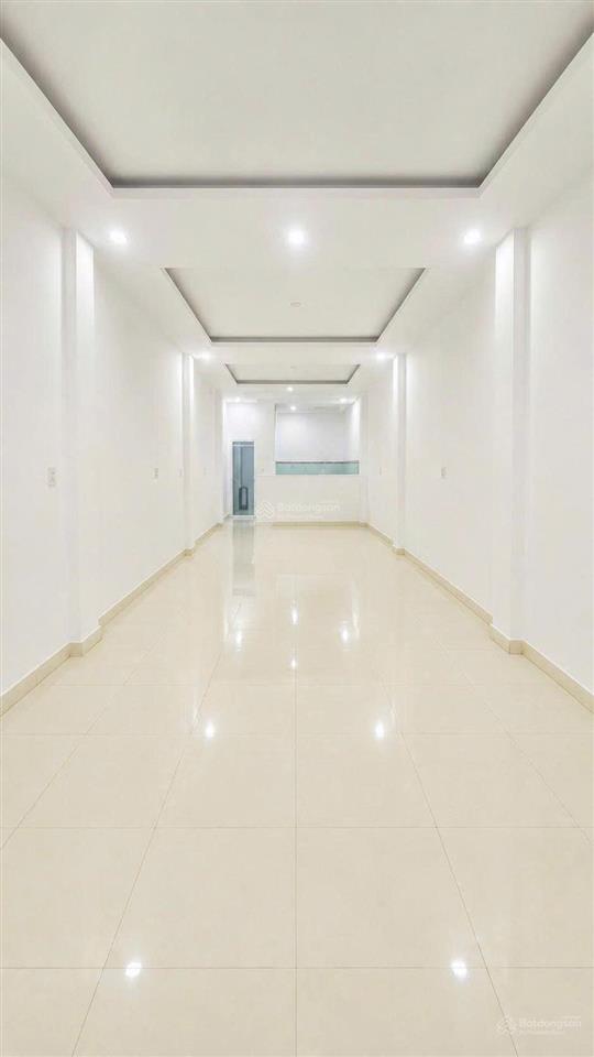Cho thuê nhà 1 lầu mặt tiền đường số cạnh lâm văn bền q7