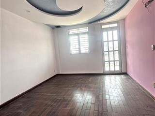 Nhà Có PN Trệt Cho Ba Mẹ – Ô Tô Đỗ Cửa Linh Chiểu – 94m² Giá Tốt 7 Tỷ - Sân vườn