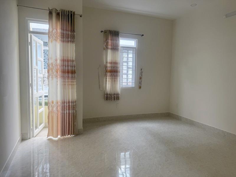 Nhà 2 Tầng 54M² Thủ Đức – Hẻm Ô Tô Xe Tải – Khu Phân Lô Đẹp Gần Quốc Lộ 13 – Giá Tốt 6.4