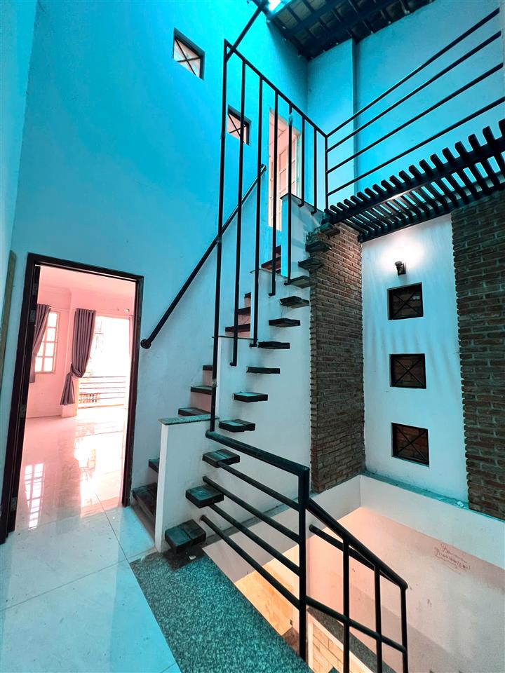 Bán Nhà Hiệp Bình Chánh Thủ Đức 64m² – Hẻm Ô Tô 5m – Nhà 3 Tầng Đẹp – Chỉ 6.4 Tỷ
