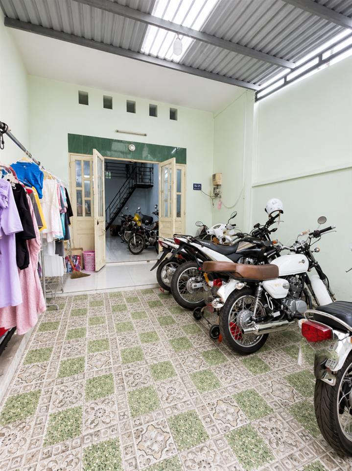 Giảm Ngay 300 Triệu – Nhà Linh Xuân 63m² – Ô Tô Tới Nhà – Giá Chỉ 4.4 Tỷ - Gần Phạm Văn