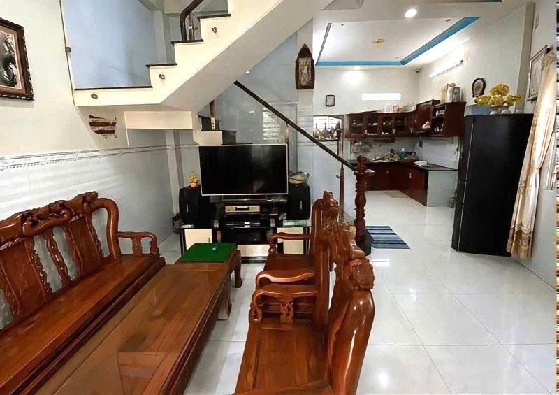 Nhà Đẹp Linh Đông 50m² – 4 Tầng, 3 Phòng Ngủ – Ô Tô Tới Cửa – Chỉ 4.2 Tỷ - Gần Phạm Văn