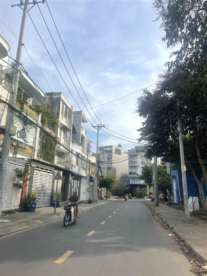Mặt Tiền Linh Trung 133m² – Đối Diện Công Viên – Cho Thuê 15 Triệu/Tháng – Giá Chỉ 12.5 Tỷ