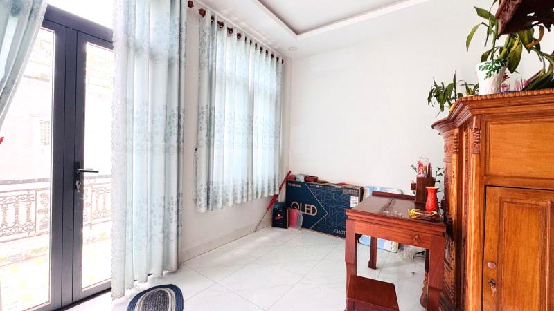 Quá Hiếm! Nhà 68M² Linh Xuân – 3 Tầng BTCT – Hẻm Xe Hơi Thông – 4PN – Chỉ 3.7 Tỷ