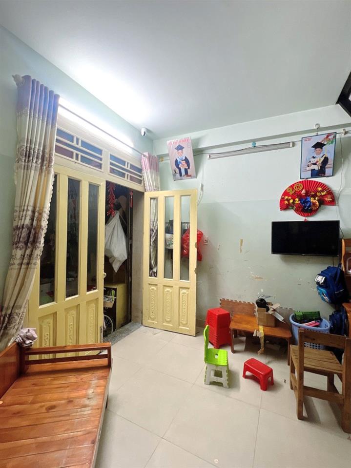 Hiếm! Nhà 3 Tầng Lô Góc 2 Mặt Hẻm Xe Hơi, Gần Ngô Chí Quốc – Bình Chiểu, 60m², Giá Chỉ