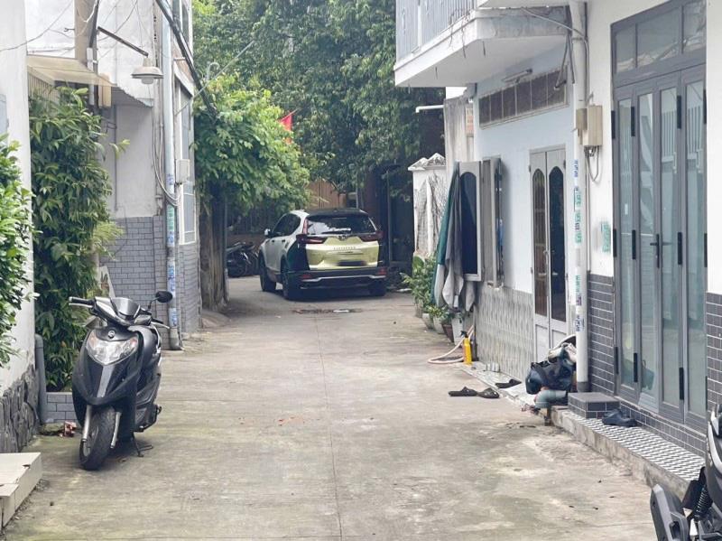 Giảm 2.1 Tỷ, Linh Trung 107m², Hẻm Xe Hơi, Nở Hậu 7.2m, Còn 5.65 Tỷ Gần ĐH Ngân Hàng