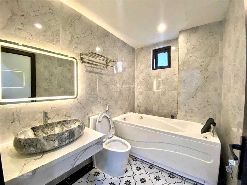 Phân lô quân đội tô vĩnh diện, 2 ô tô tránh, gara, gần đh y hà nội, nội thất, thang máy xịn 60m2*6t