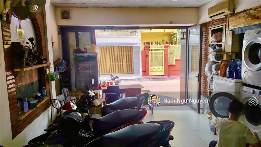Chdv chợ căn cứ ngợp giá tốt, 150m2 ngang khủng hơn 7m, 26 phòng dịch vụ, mặt tiền đường kinh doanh