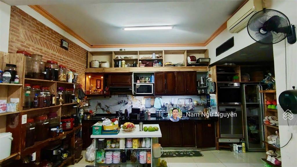 Chdv chợ căn cứ ngợp giá tốt, 150m2 ngang khủng hơn 7m, 26 phòng dịch vụ, mặt tiền đường kinh doanh