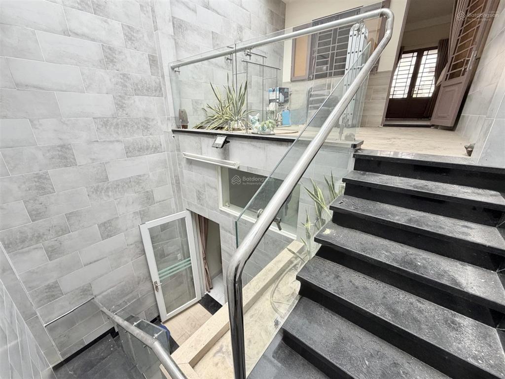 Siêu ngon nhà trung tâm làng đh bình thạnh ung văn khiêm 76m2, 2 tầng đẹp chỉ 9 tỷ nhỉnh